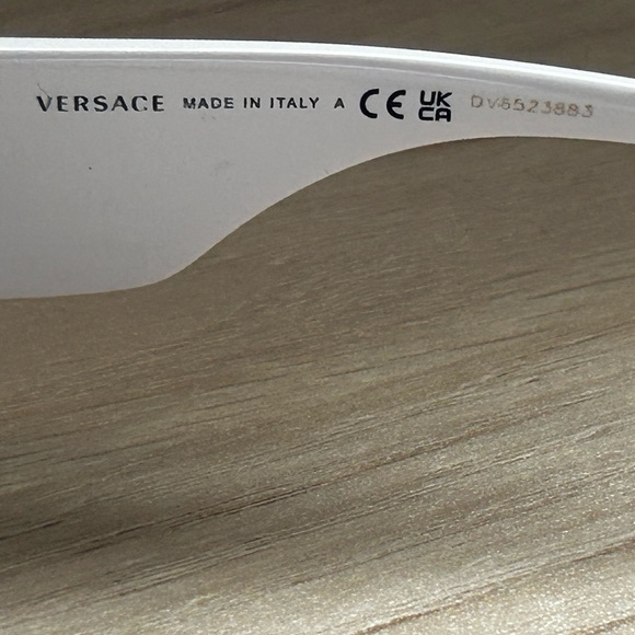 Versace Medusa Aviator Sunglasses - Picture 8 of 9